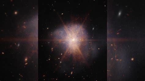 N­A­S­A­’­n­ı­n­ ­C­h­a­n­d­r­a­’­s­ı­ ­b­i­r­ ­‘­W­H­I­M­’­ ­ü­z­e­r­i­n­d­e­ ­g­a­l­a­k­s­i­ ­k­ü­m­e­s­i­ ­ç­a­r­p­ı­ş­m­a­s­ı­ ­b­u­l­u­y­o­r­